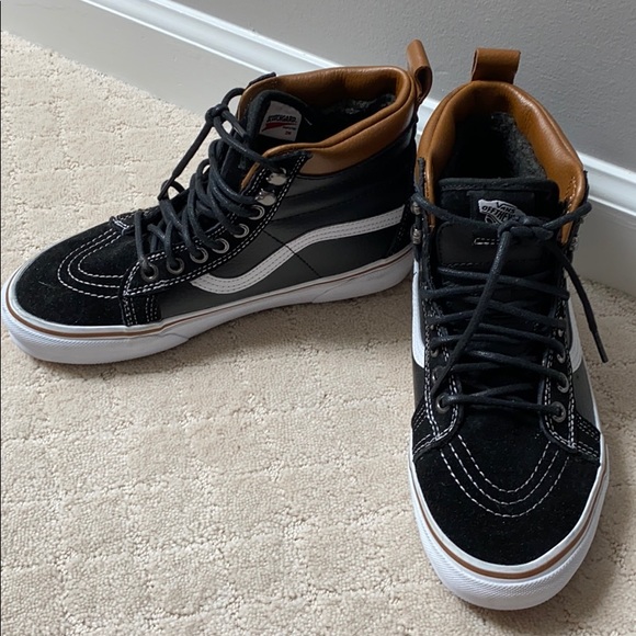 Vans - Picture 2 of 3